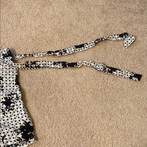 Black and Tan shorts - Picture 2 of 4